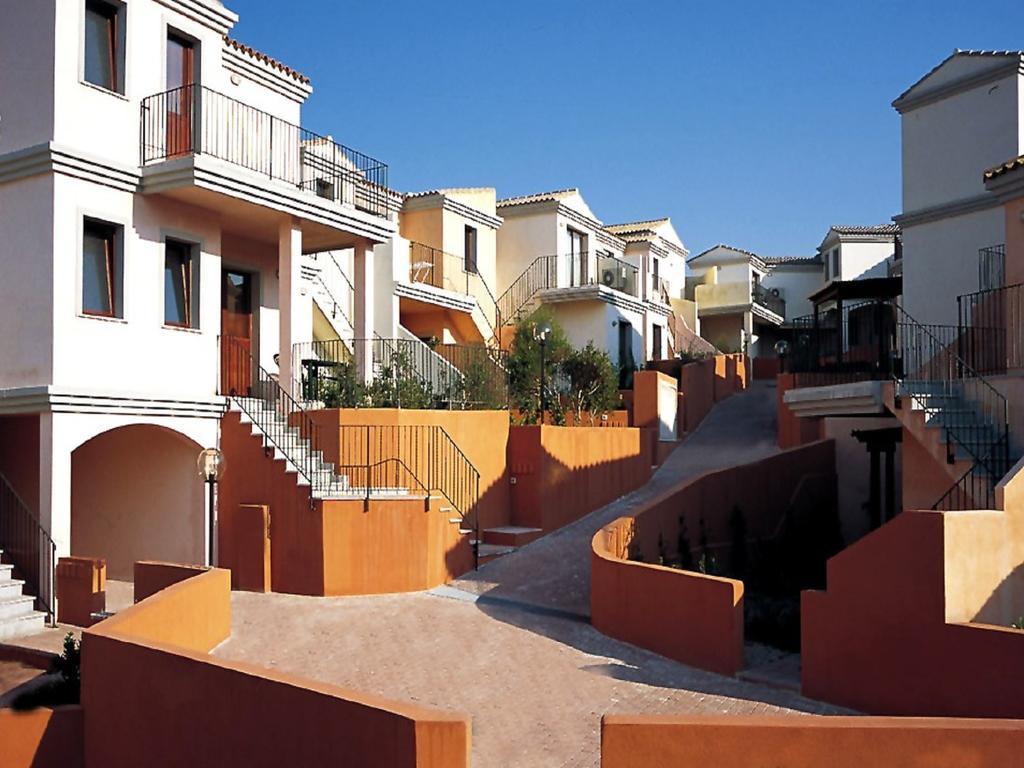 Borgo Saraceno Hotel-Residence سانتا تيريزا غالّورا المظهر الخارجي الصورة