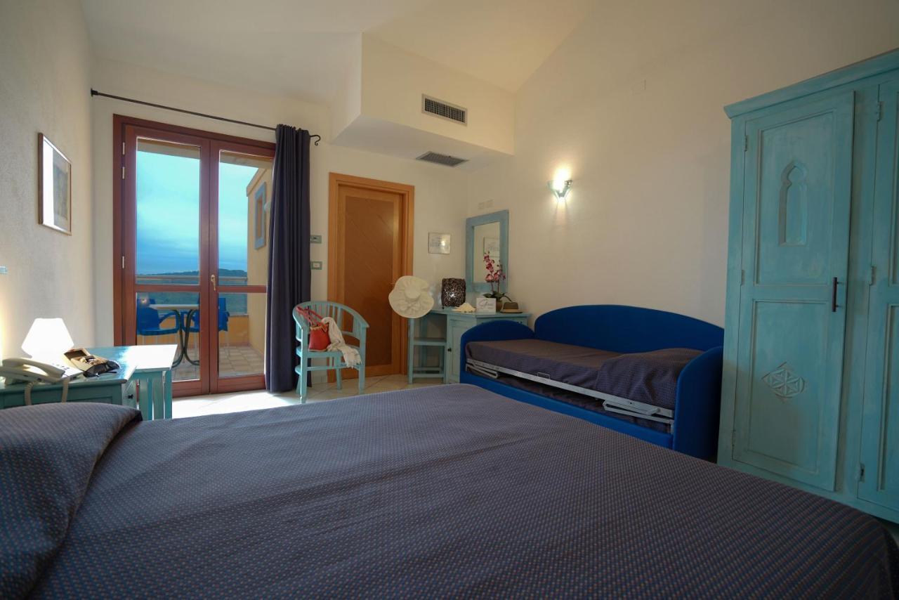Borgo Saraceno Hotel-Residence سانتا تيريزا غالّورا المظهر الخارجي الصورة